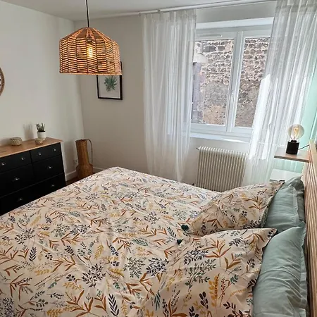 דירה Au Coeur De L'auvergne Nohanent